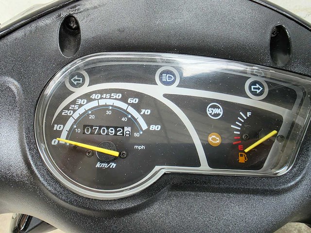 Sym - bromscooter - orbit ii - 4t 45km uitvoering fdx80n - afbeelding 7 van  7