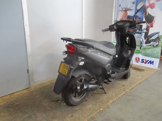 Sym - bromscooter - orbit ii - scooter - afbeelding 9 van  11