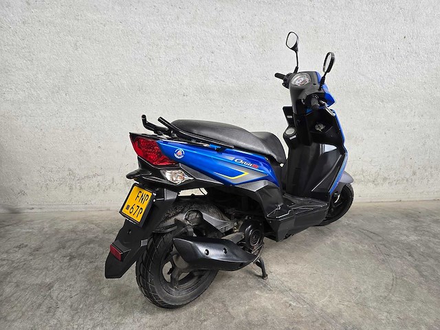 Sym - bromscooter - orbit iii - 4t 45km uitvoering fnp67p - afbeelding 3 van  7