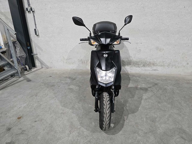 Sym - bromscooter - orbit iii - 4t 45km uitvoering frv19t - afbeelding 5 van  8