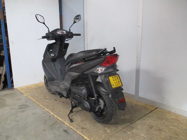 Sym - bromscooter - orbit iii - scooter - afbeelding 2 van  11