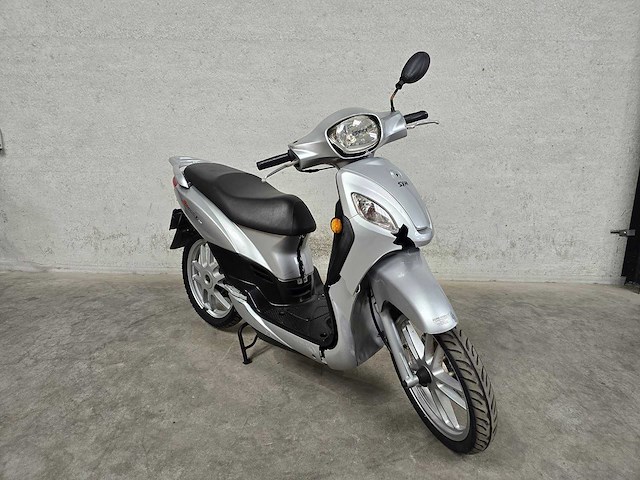 Sym - bromscooter - symphony - 4t 45km uitvoering d129sr - afbeelding 3 van  8