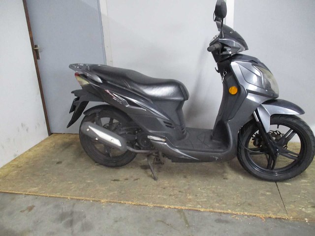 Sym - bromscooter - symphony 50 rs - scooter - afbeelding 8 van  10