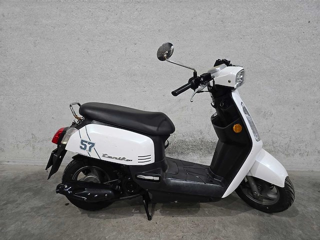 Sym - bromscooter - tonik - 4t 45km uitvoering f589rl - afbeelding 2 van  7