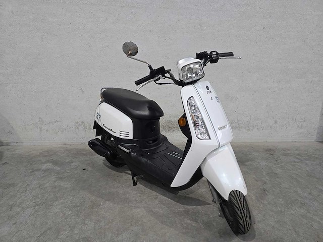 Sym - bromscooter - tonik - 4t 45km uitvoering f589rl - afbeelding 4 van  7