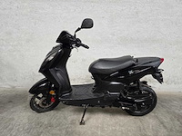 Sym - bromscooter - x-pro - 4t 45km uitvoering dkl64t - afbeelding 1 van  7