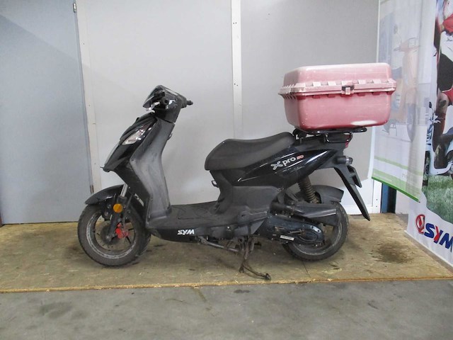 Sym - bromscooter - x-pro 50 - scooter - afbeelding 1 van  11