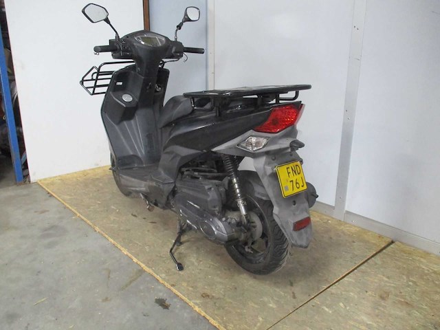 Sym - bromscooter - x-pro euro 5 injectie - scooter - afbeelding 2 van  10