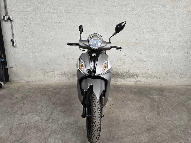 Sym - motorscooter - symphony st 125 - 4t 91mvgj - afbeelding 4 van  9