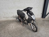 Sym - scooter - orbit - uitsluitend voor onderdelen - afbeelding 4 van  7