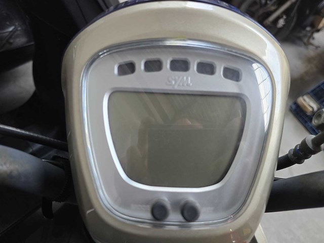 Sym - snor scooter - mio - moped 4t 25km uitvoering dzf45l - afbeelding 3 van  3