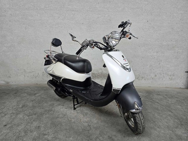 Sym - snorscooter - allo - 4t 25km uitvoering f705bn - afbeelding 2 van  4