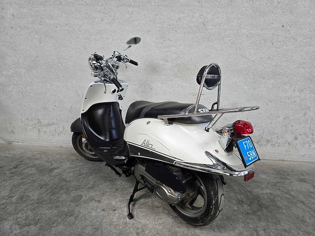 Sym - snorscooter - allo - 4t 25km uitvoering f705bn - afbeelding 4 van  4