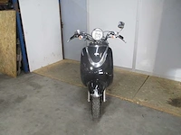 Sym - snorscooter - allo - scooter - afbeelding 5 van  11