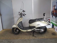 Sym - snorscooter - allo - scooter - afbeelding 1 van  11