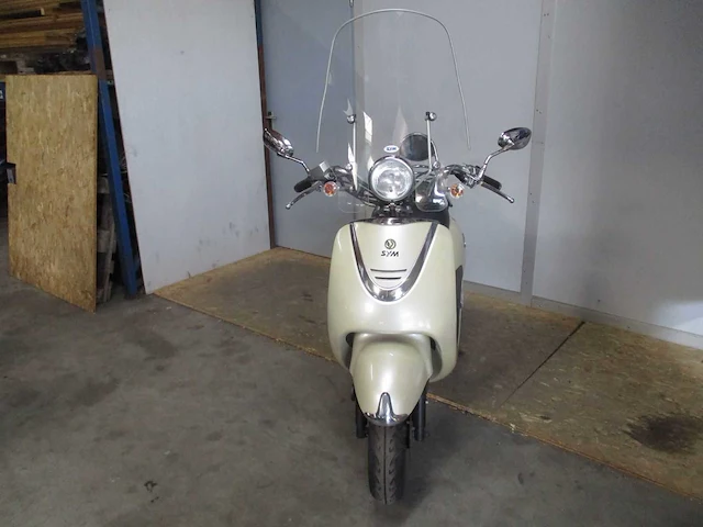 Sym - snorscooter - allo - scooter - afbeelding 5 van  11