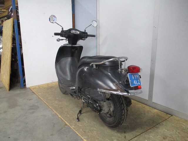 Sym - snorscooter - allo gt - scooter - afbeelding 2 van  11