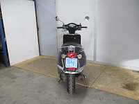 Sym - snorscooter - allo gt - scooter - afbeelding 10 van  11