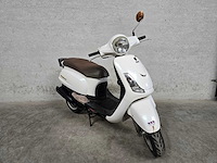 Sym - snorscooter - fiddle ii - 4t 25km uitvoering d075dl - afbeelding 1 van  7