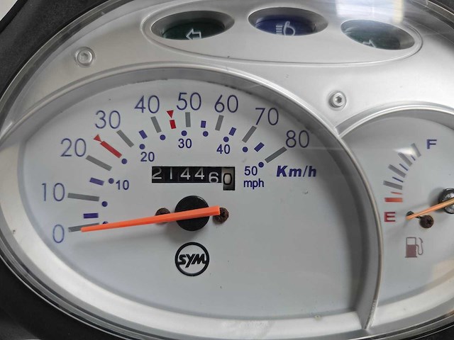 Sym - snorscooter - fiddle ii - 4t 25km uitvoering dkb90b - afbeelding 6 van  6