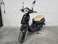 Sym - snorscooter - fiddle ii - 4t 25km uitvoering dkb90b - afbeelding 3 van  8