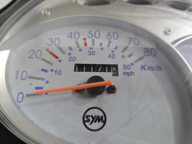 Sym - snorscooter - fiddle ii - 4t 25km uitvoering dls54j - afbeelding 7 van  7