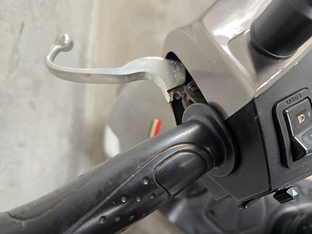 Sym - snorscooter - fiddle ii - 4t 25km uitvoering fdl28g - afbeelding 8 van  8