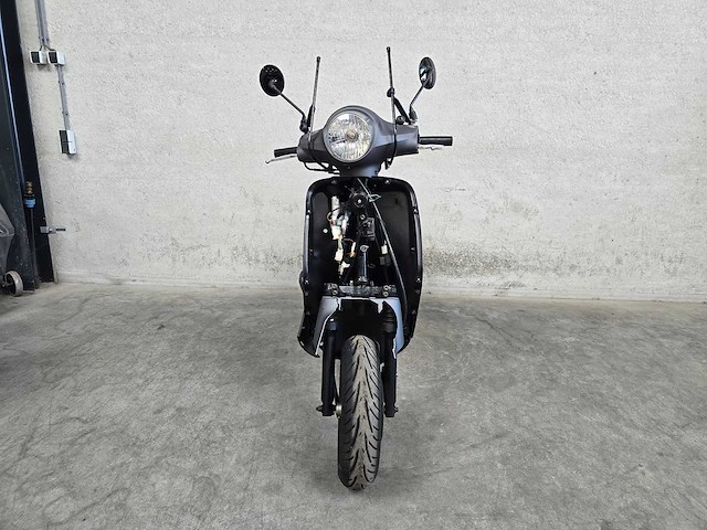Sym - snorscooter - fiddle ii - 4t 25km uitvoering ffr08p - afbeelding 1 van  8