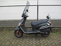 Sym - snorscooter - fiddle ii 50s - scooter - afbeelding 1 van  11