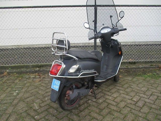 Sym - snorscooter - fiddle ii 50s - scooter - afbeelding 9 van  11