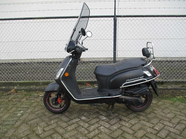 Sym - snorscooter - fiddle ii 50s - scooter - afbeelding 1 van  11