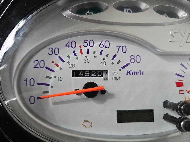 Sym - snorscooter - fiddle iii - 4t 25km uitvoering dvl40t - afbeelding 8 van  8