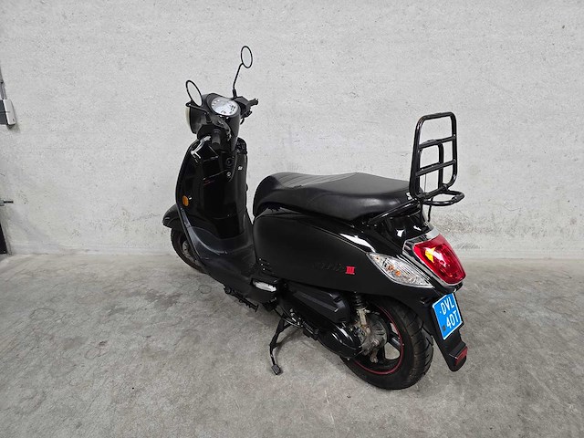 Sym - snorscooter - fiddle iii - 4t 25km uitvoering dvl40t - afbeelding 6 van  8