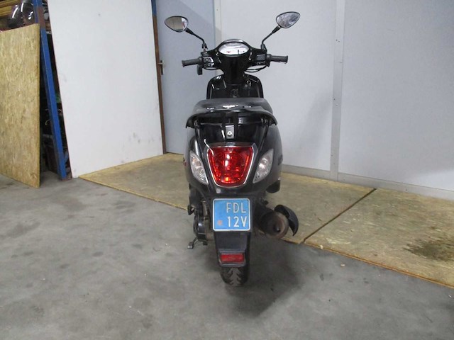 Sym - snorscooter - fiddle iii - scooter - afbeelding 11 van  11