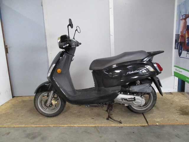 Sym - snorscooter - fiddle ll - scooter - afbeelding 7 van  10