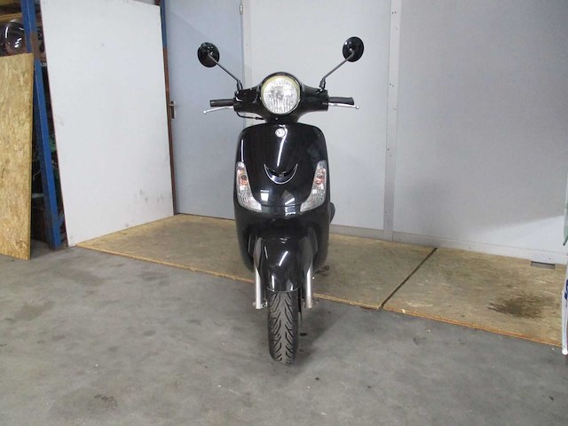 Sym - snorscooter - fiddle ll - scooter - afbeelding 8 van  10