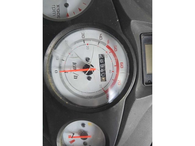 Sym - snorscooter - jet euro x - 2t 25km uitvoering fg085r - afbeelding 7 van  7