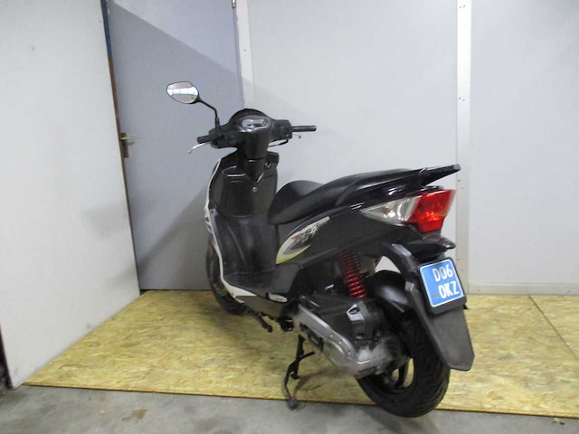 Sym - snorscooter - jet4 50 - scooter - afbeelding 2 van  11