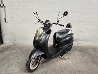 Sym - snorscooter - mio 50 - 4t 25km uitvoering d548dk - afbeelding 3 van  7