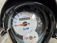 Sym - snorscooter - mio 50 - 4t 25km uitvoering d548dk - afbeelding 7 van  7