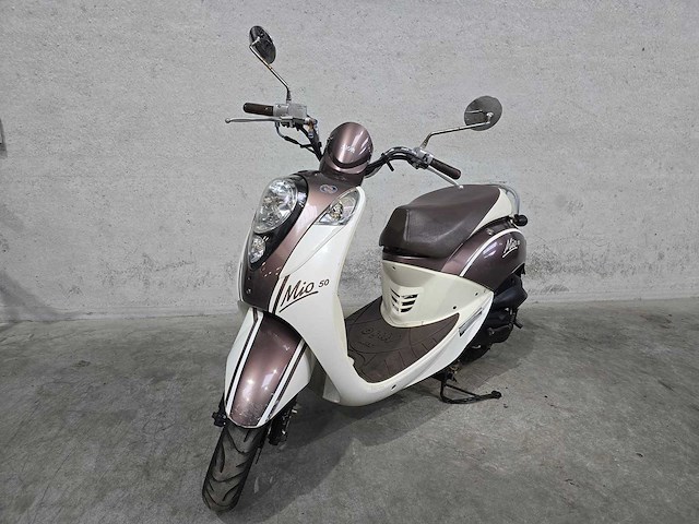 Sym - snorscooter - mio 50 - 4t 25km uitvoering d565xf - afbeelding 3 van  7