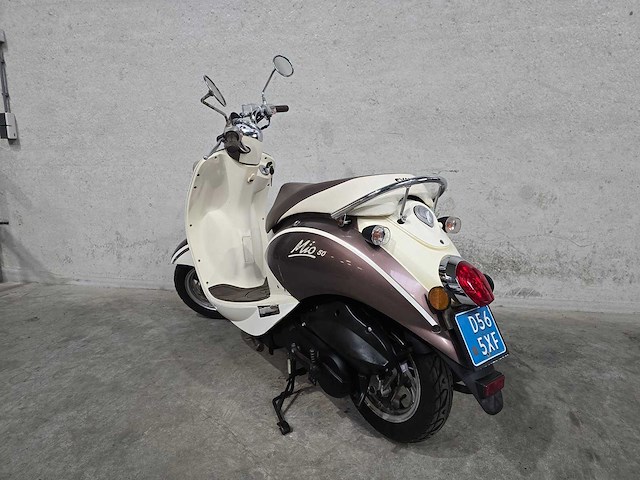 Sym - snorscooter - mio 50 - 4t 25km uitvoering d565xf - afbeelding 6 van  7