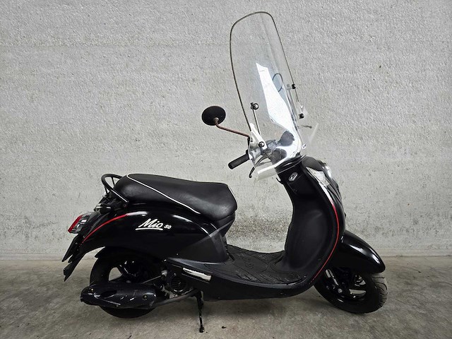 Sym - snorscooter - mio 50 - 4t 25km uitvoering dhp22d - afbeelding 2 van  6