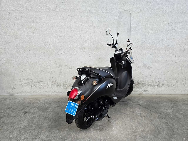 Sym - snorscooter - mio 50 - 4t 25km uitvoering dlh44j - afbeelding 5 van  6