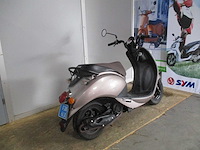 Sym - snorscooter - mio 50 - scooter - afbeelding 9 van  11