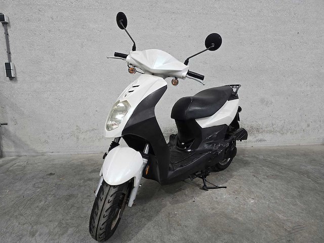 Sym - snorscooter - orbit - 4t 25km uitvoering fx630n - afbeelding 3 van  7