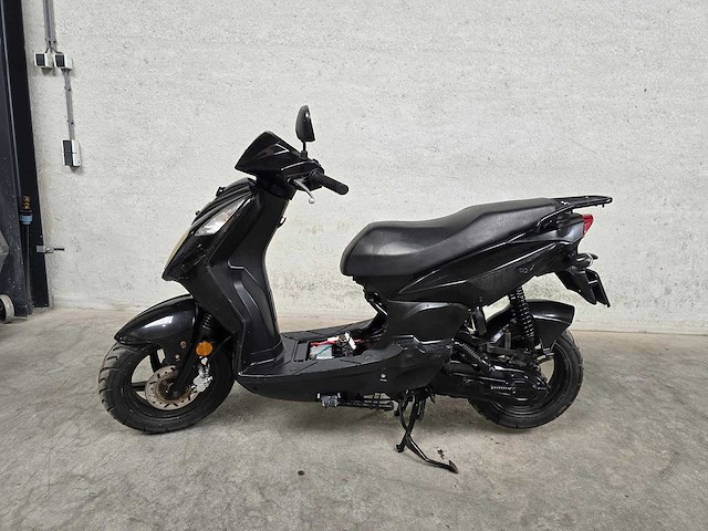 Sym - snorscooter - orbit ll - 4t 25km uitvoering f844sk - afbeelding 4 van  7