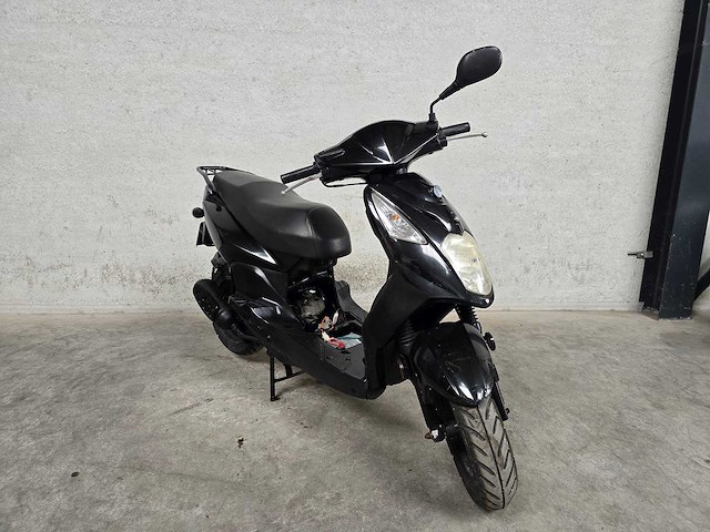 Sym - snorscooter - orbit ll - 4t 25km uitvoering f844sk - afbeelding 2 van  7