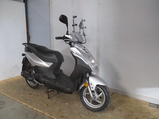 Sym - snorscooter - simply 50 - scooter - afbeelding 7 van  11