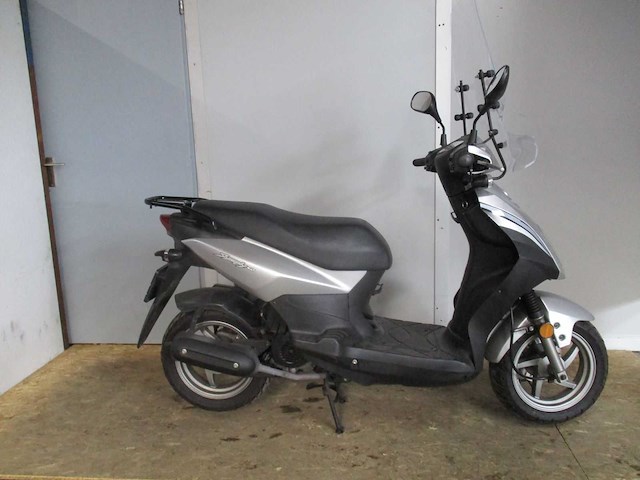 Sym - snorscooter - simply 50 - scooter - afbeelding 8 van  11